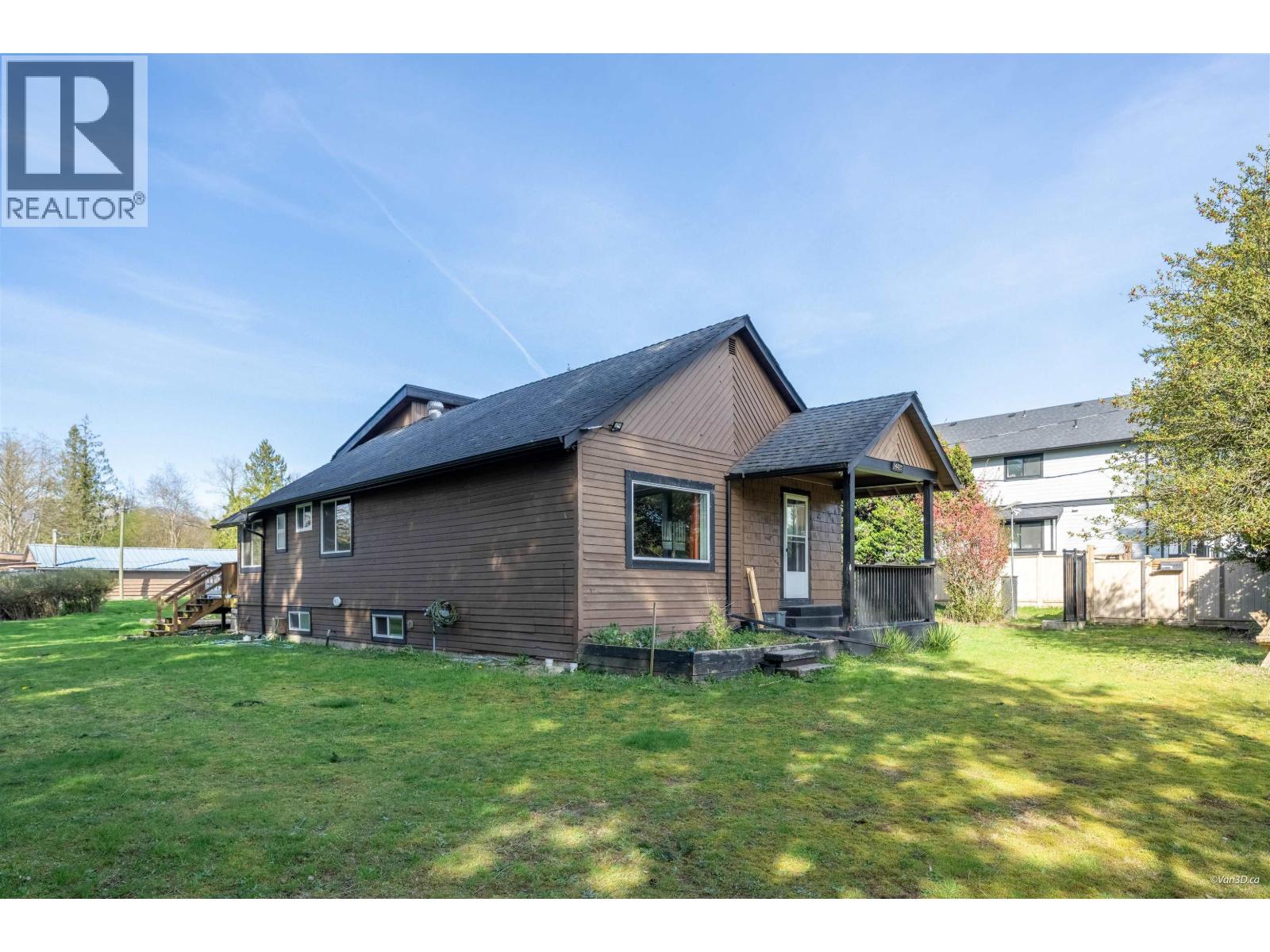 24483 Dewdney Trunk Road Property Photo 6
