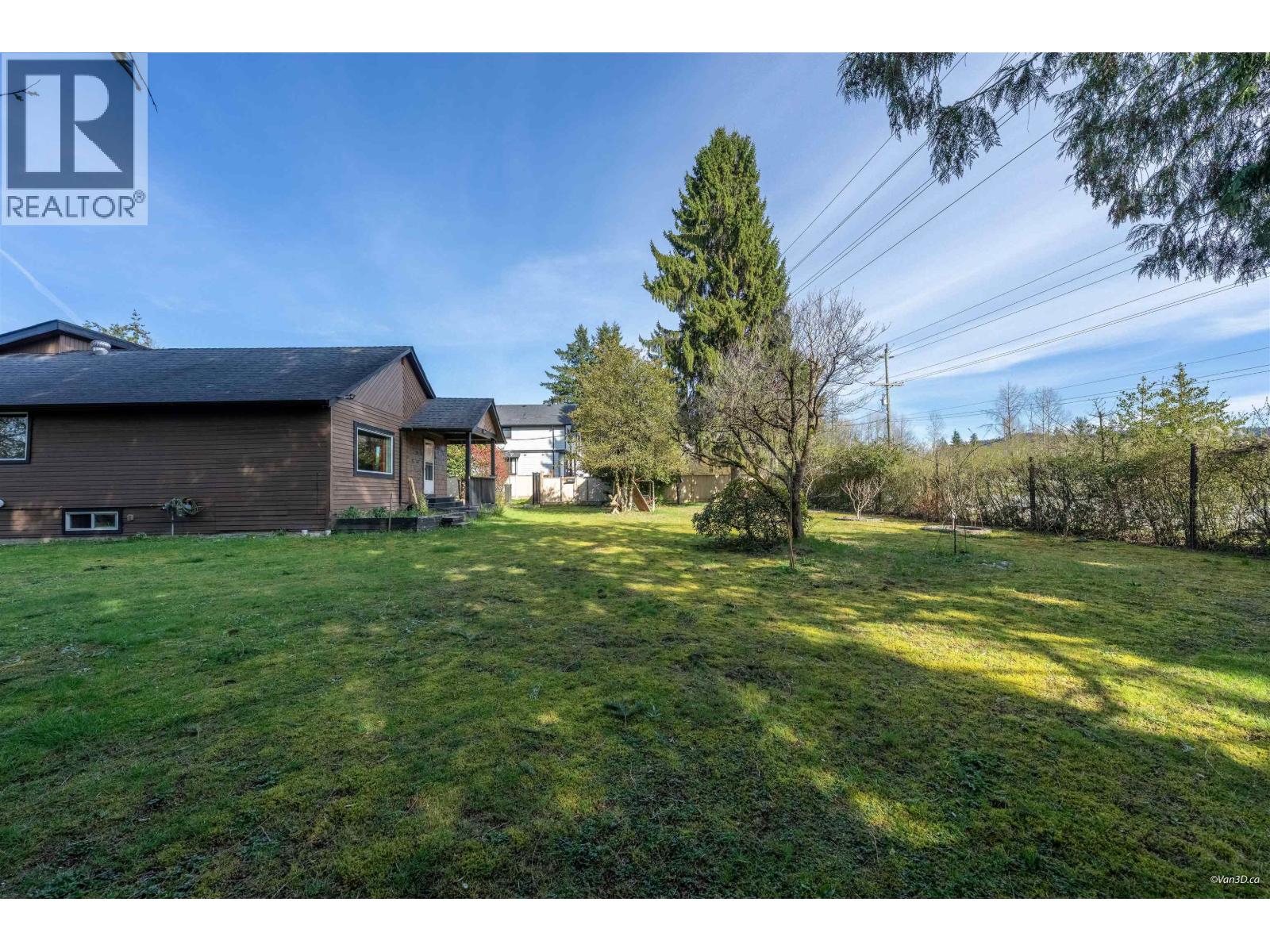 24483 Dewdney Trunk Road Property Photo 7