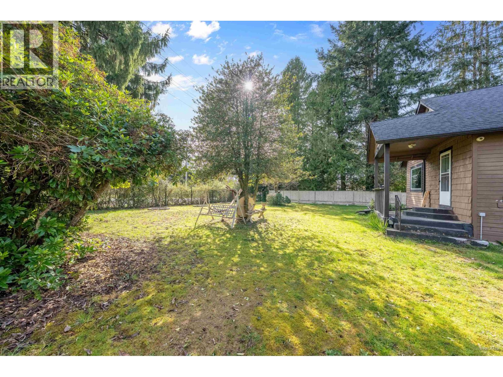 24483 Dewdney Trunk Road Property Photo 8