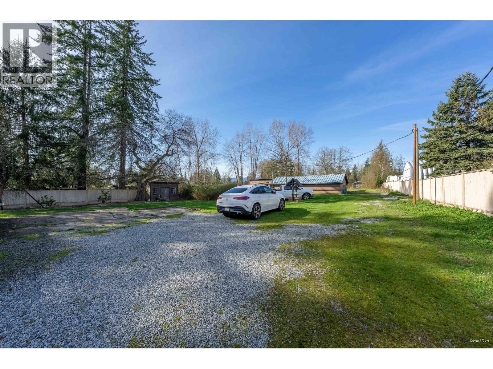 24483 Dewdney Trunk Road Property Photo 10