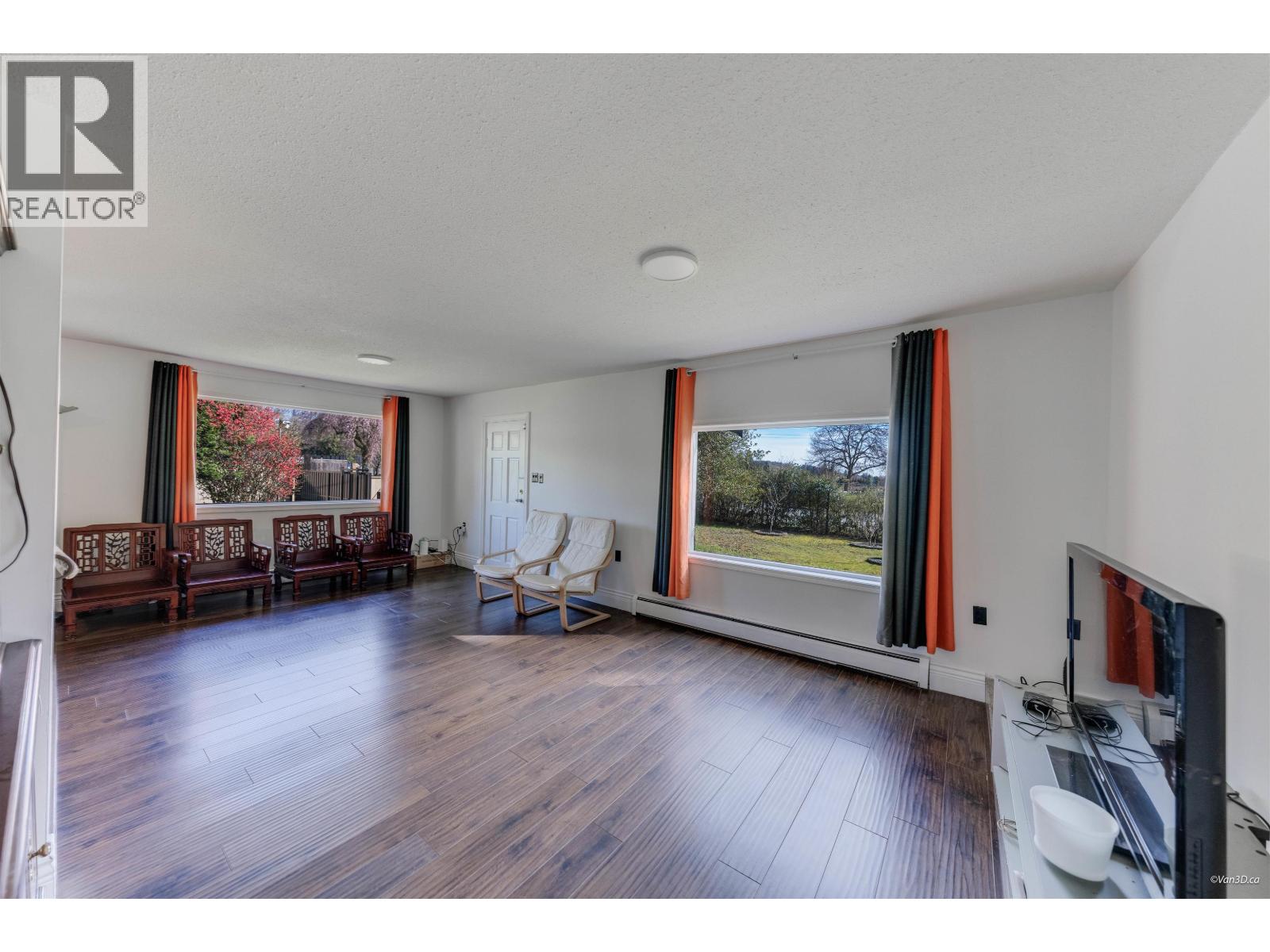 24483 Dewdney Trunk Road Property Photo 17