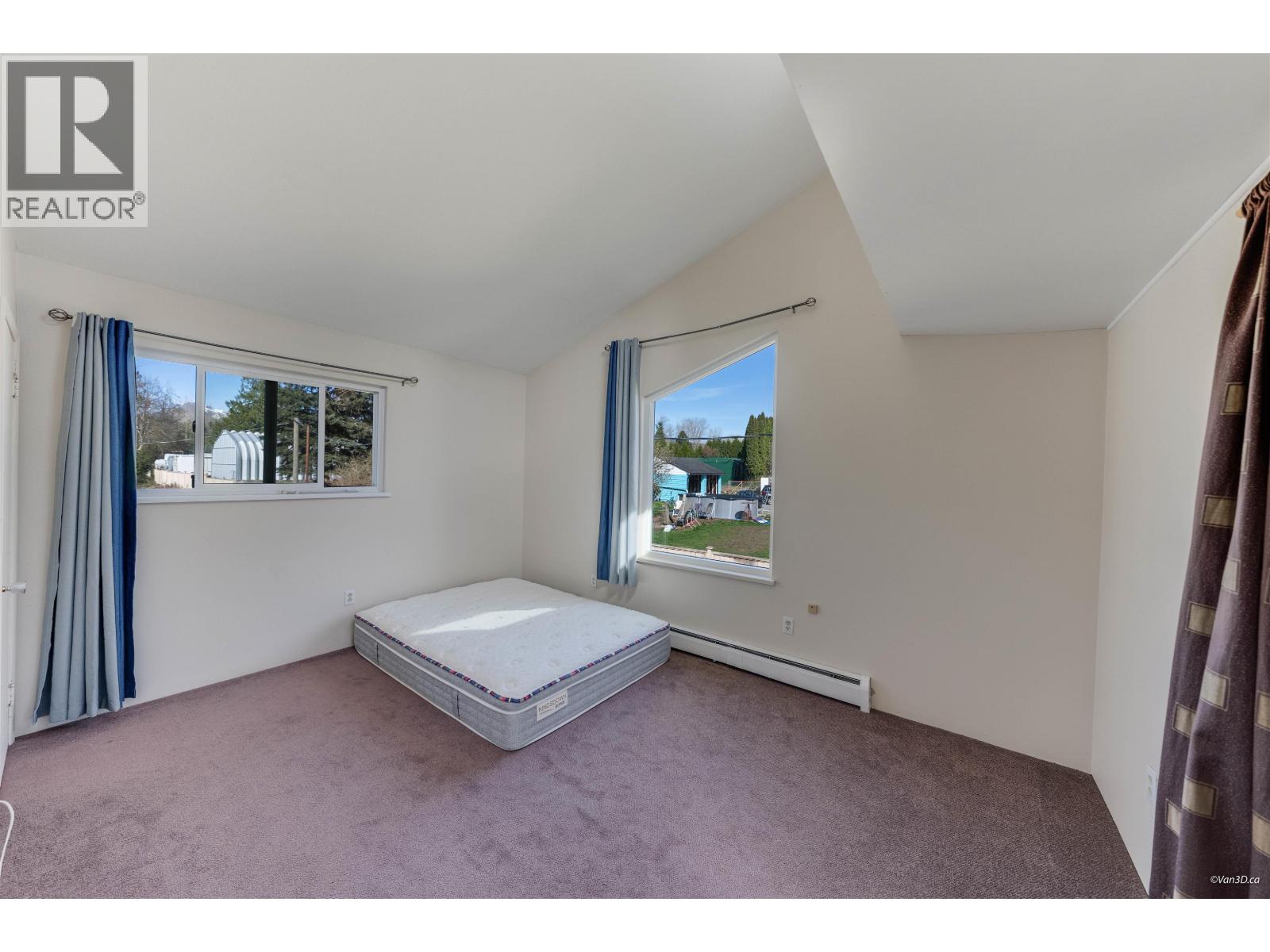 24483 Dewdney Trunk Road Property Photo 26