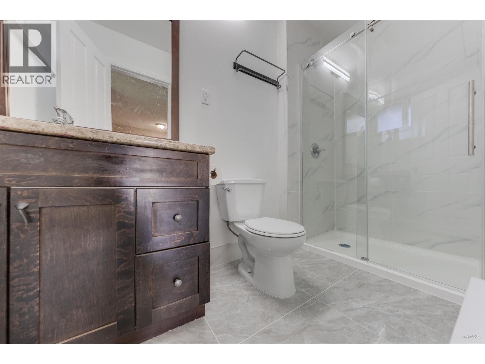 24483 Dewdney Trunk Road Property Photo 27
