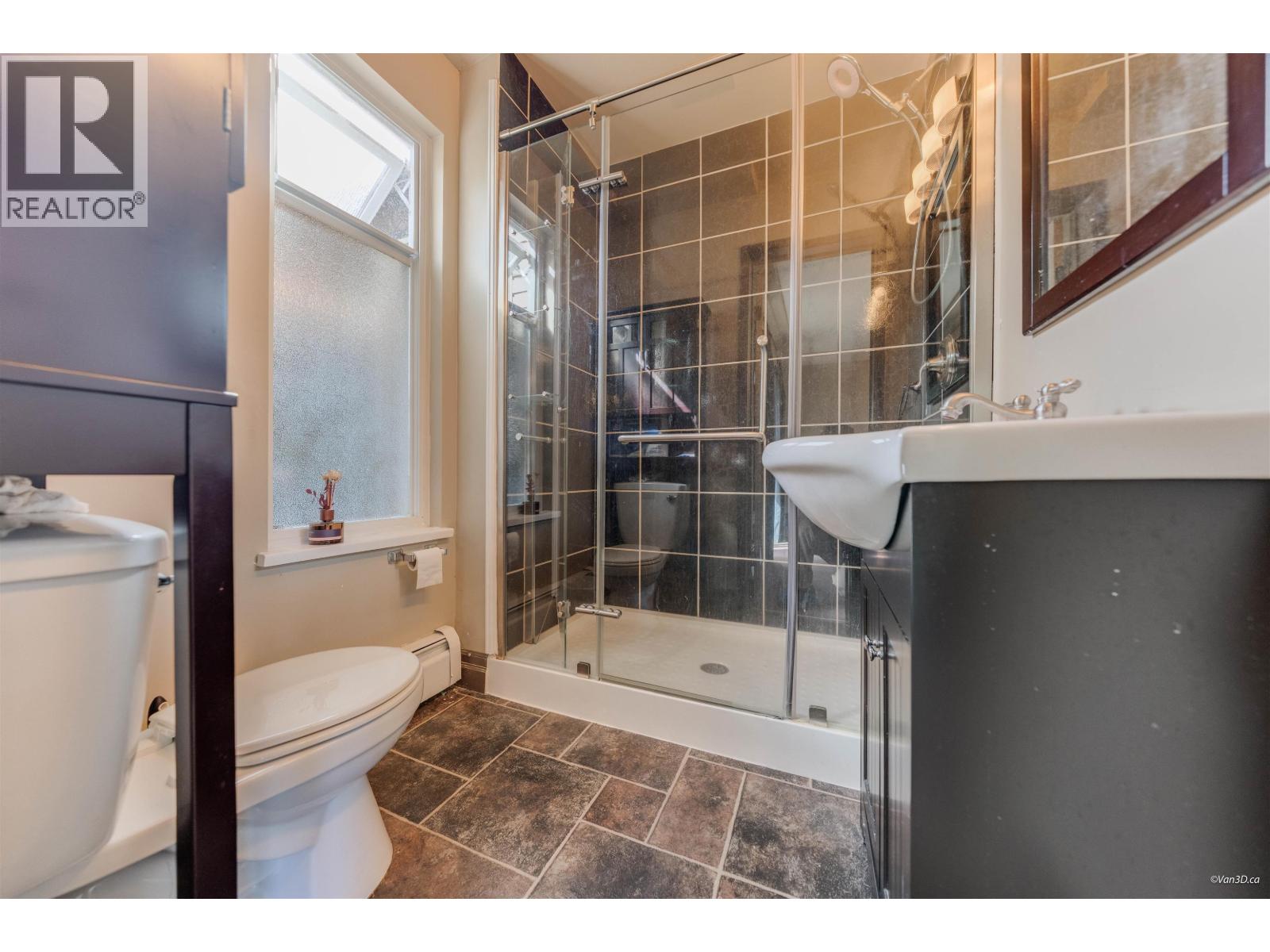 24483 Dewdney Trunk Road Property Photo 30