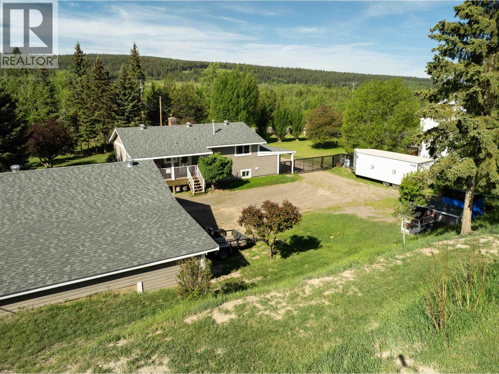 5665 Horse Lake Road Property Photo 6