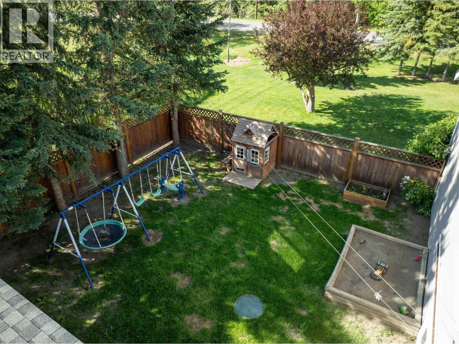 5665 Horse Lake Road Property Photo 11