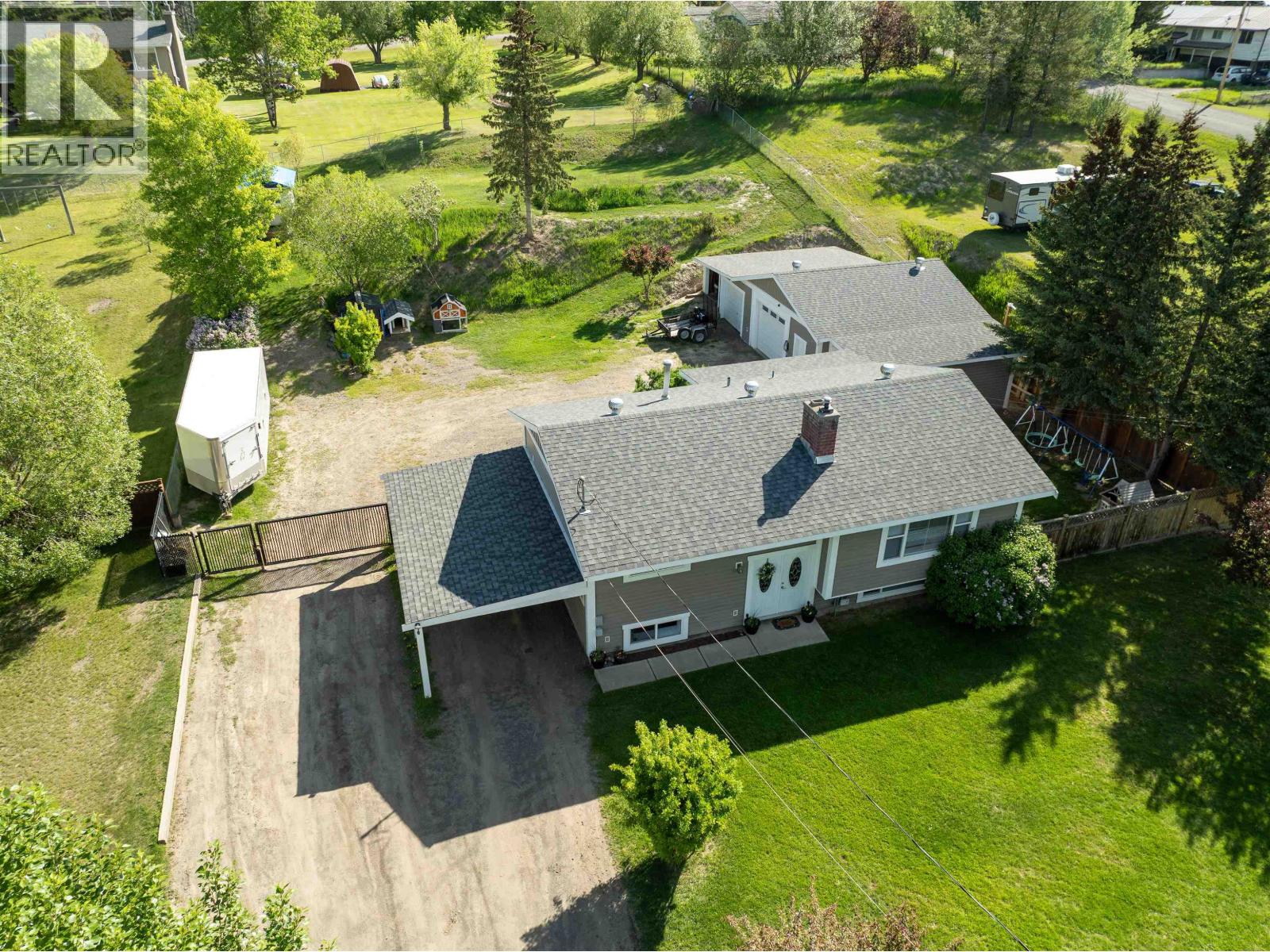 5665 Horse Lake Road Property Photo 14