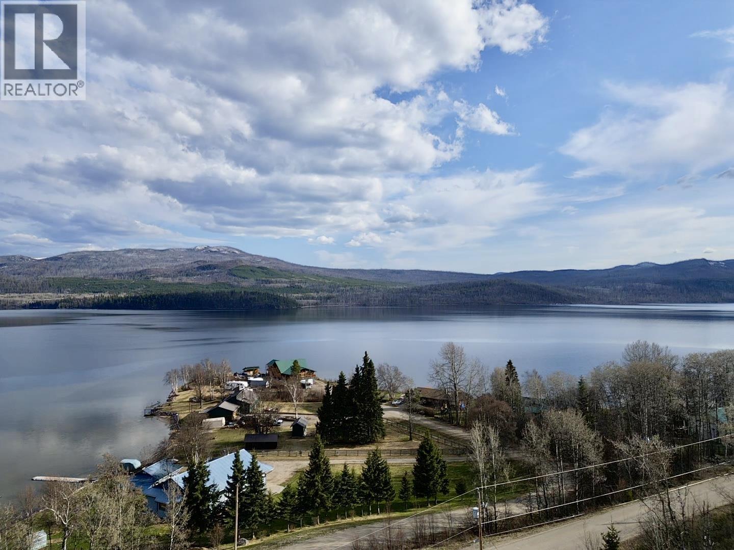 1408 Francois Lake Road Property Photo 3