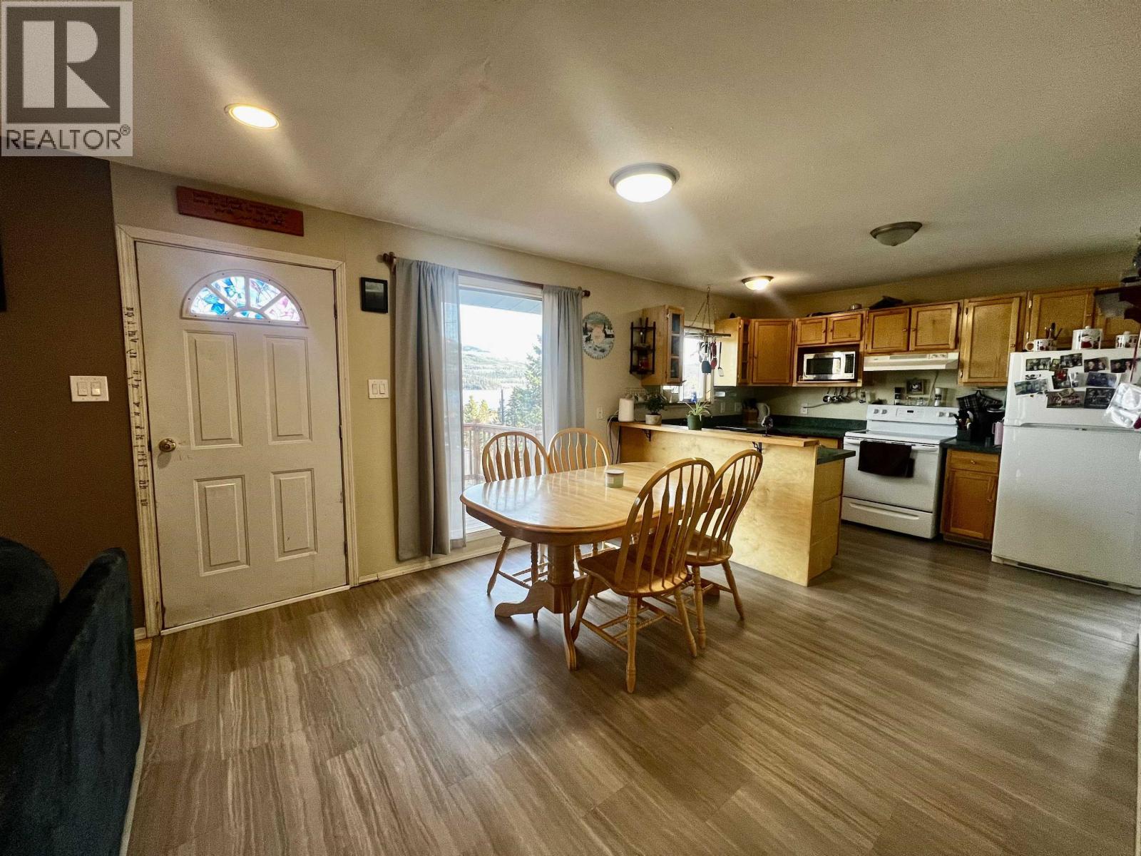 1408 Francois Lake Road Property Photo 7