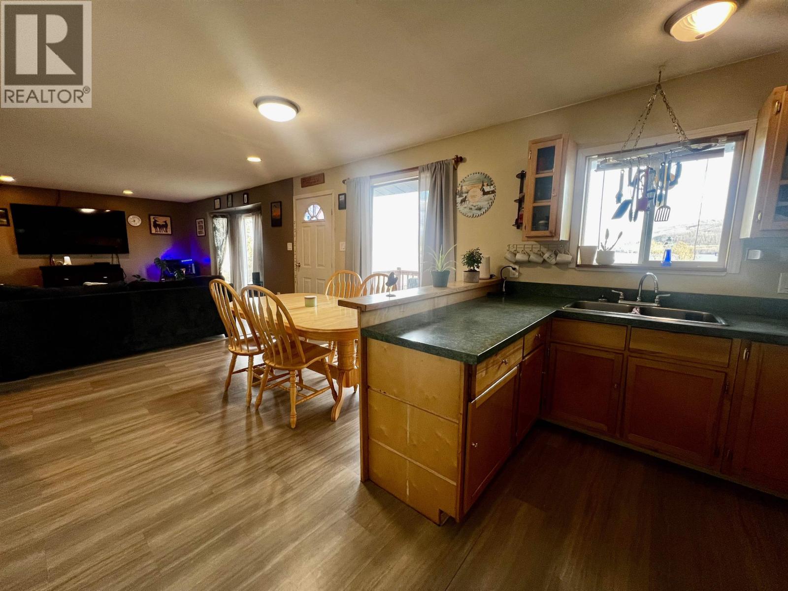 1408 Francois Lake Road Property Photo 8