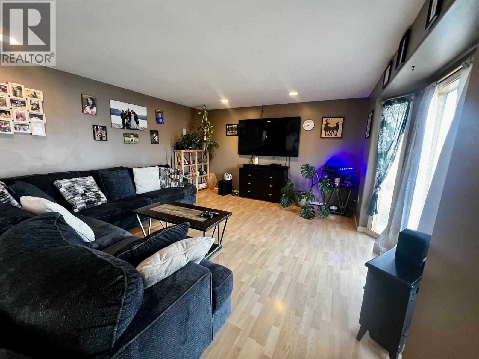1408 Francois Lake Road Property Photo 15