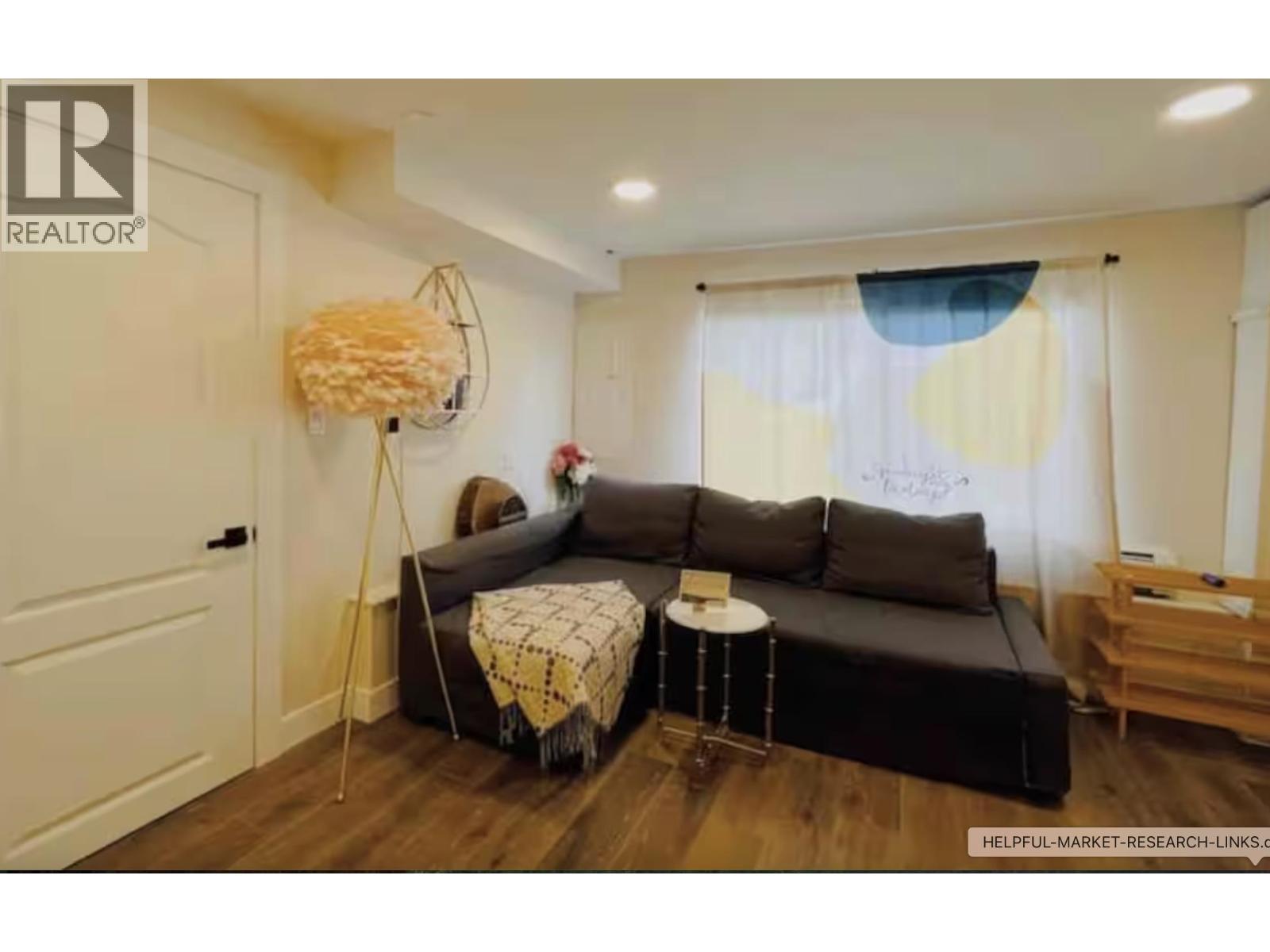 1215 Nepal Crescent Property Photo 26