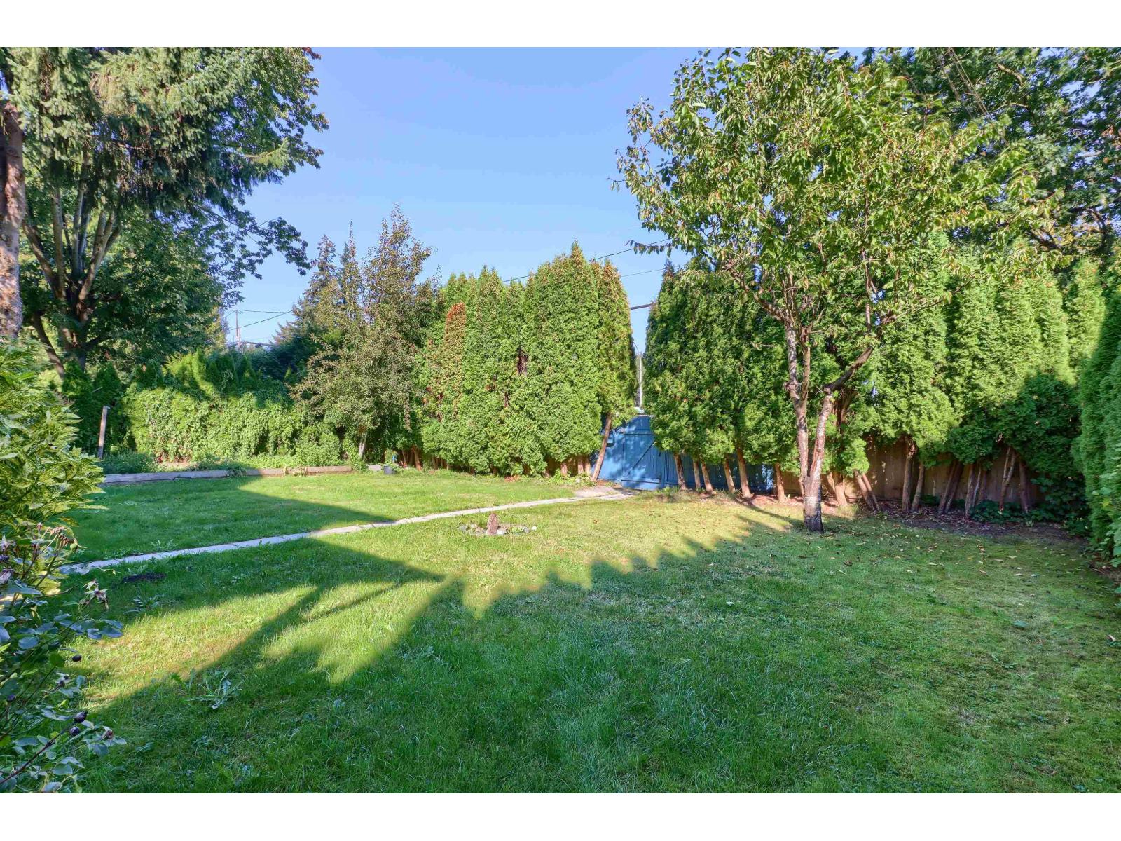 6445 King George Boulevard Property Photo 24