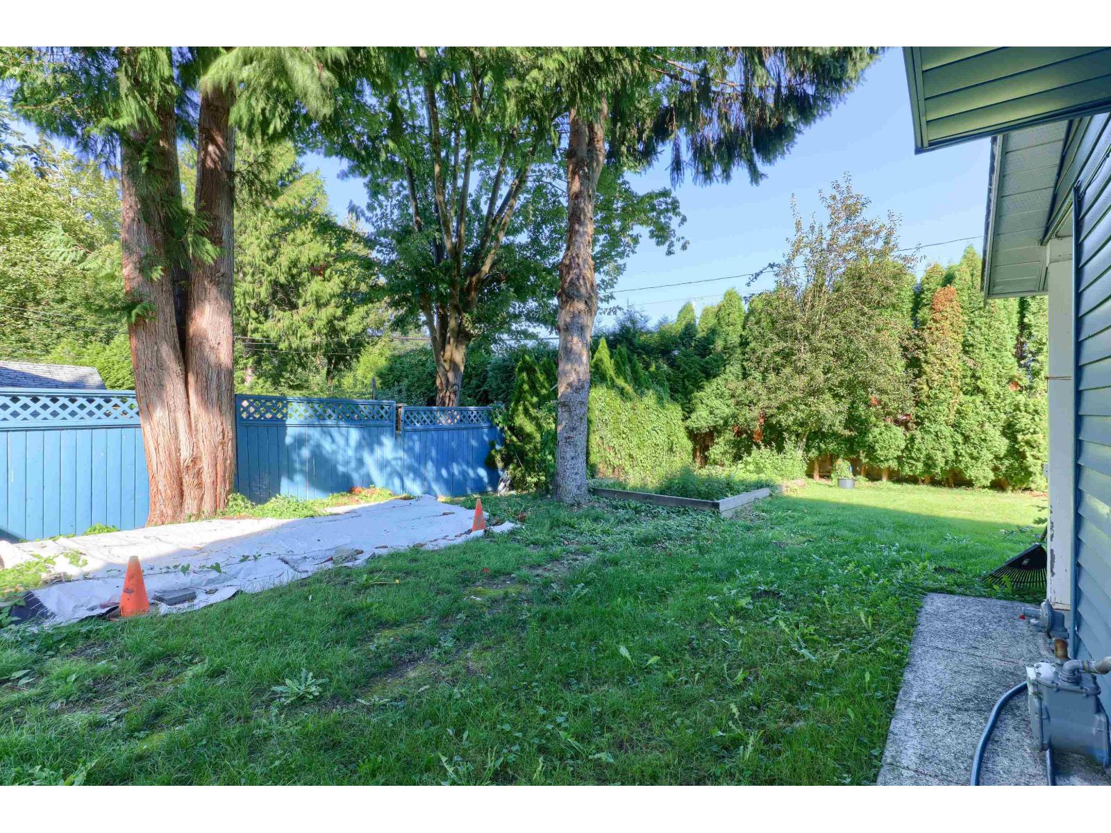 6445 King George Boulevard Property Photo 25