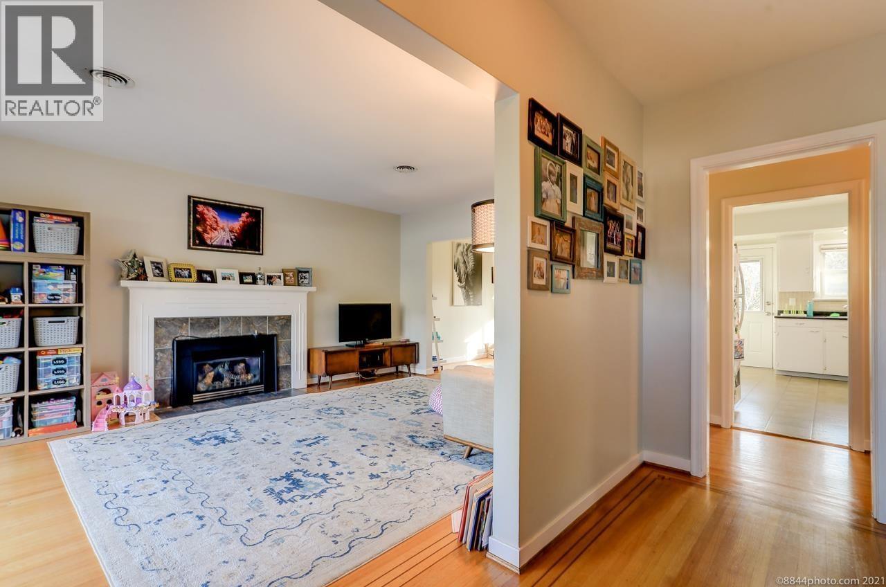 2016 W 48th Avenue Property Photo 2