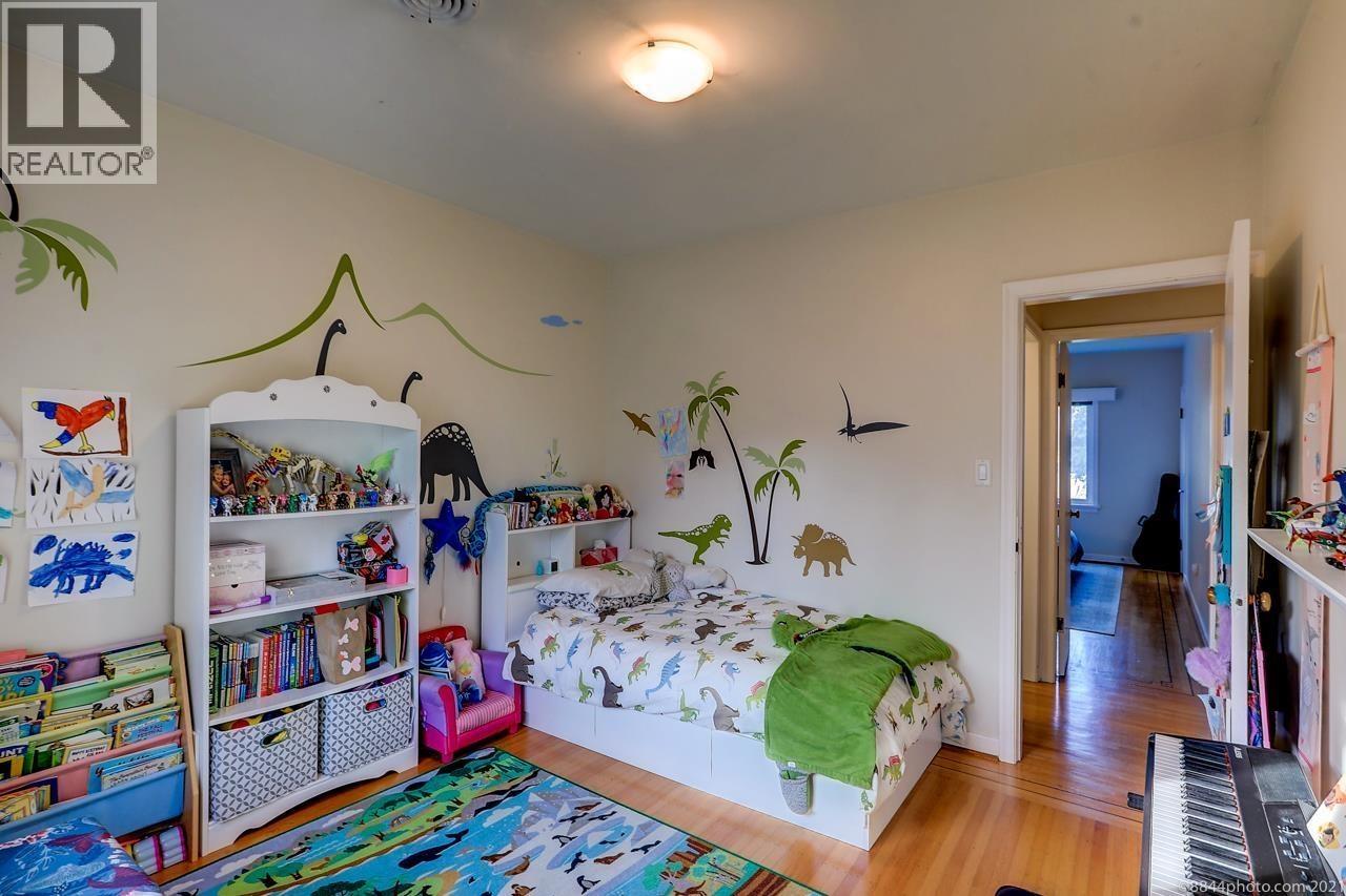 2016 W 48th Avenue Property Photo 14