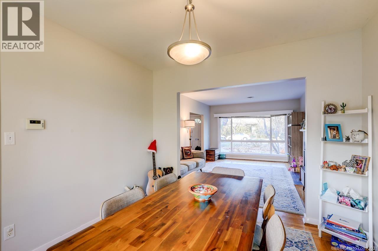2016 W 48th Avenue Property Photo 24