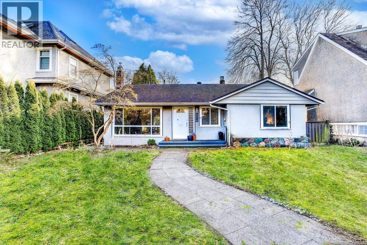 2016 W 48th Avenue Property Photo 32