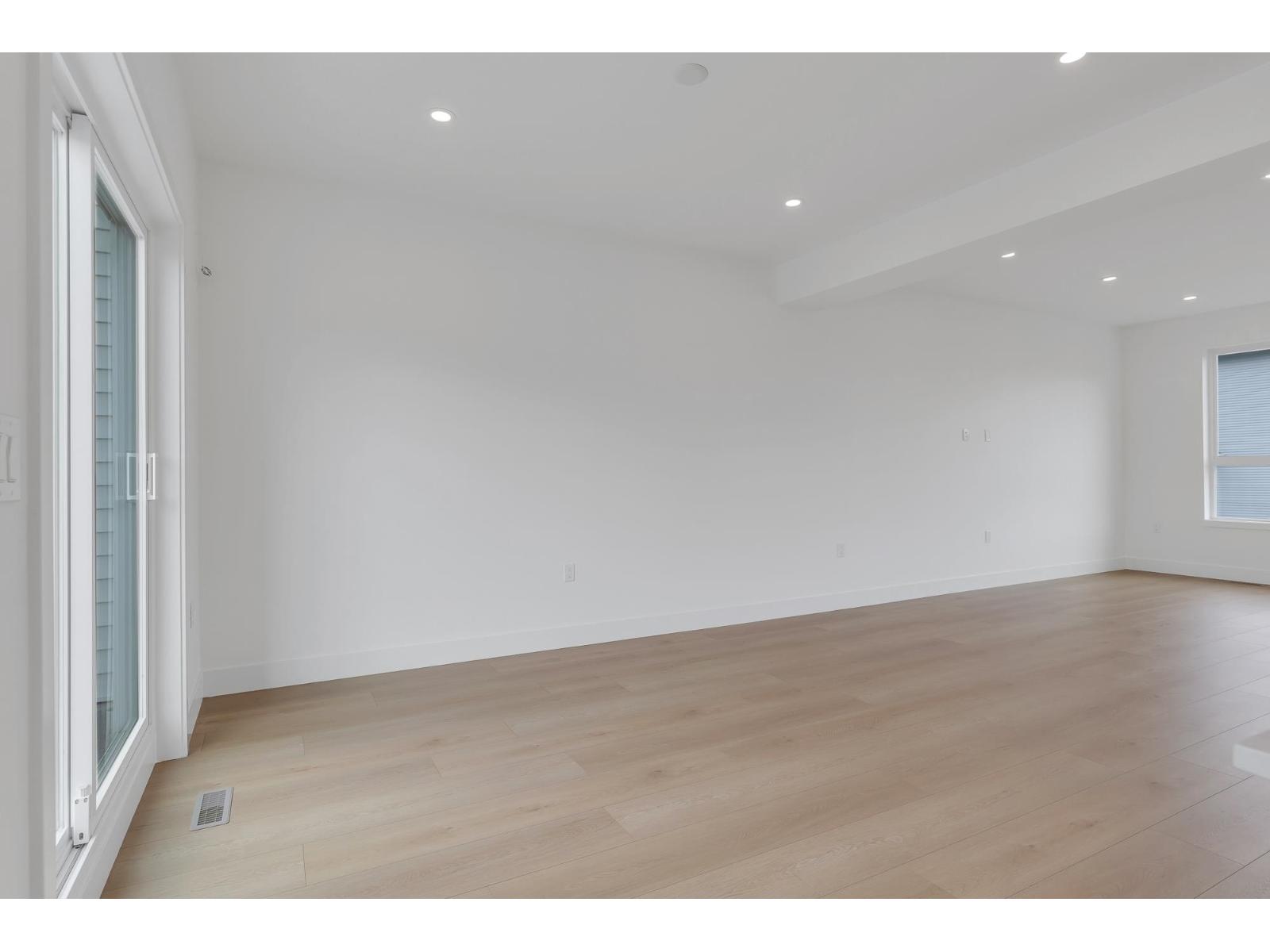 19 30501 Robin Drive Property Photo 10