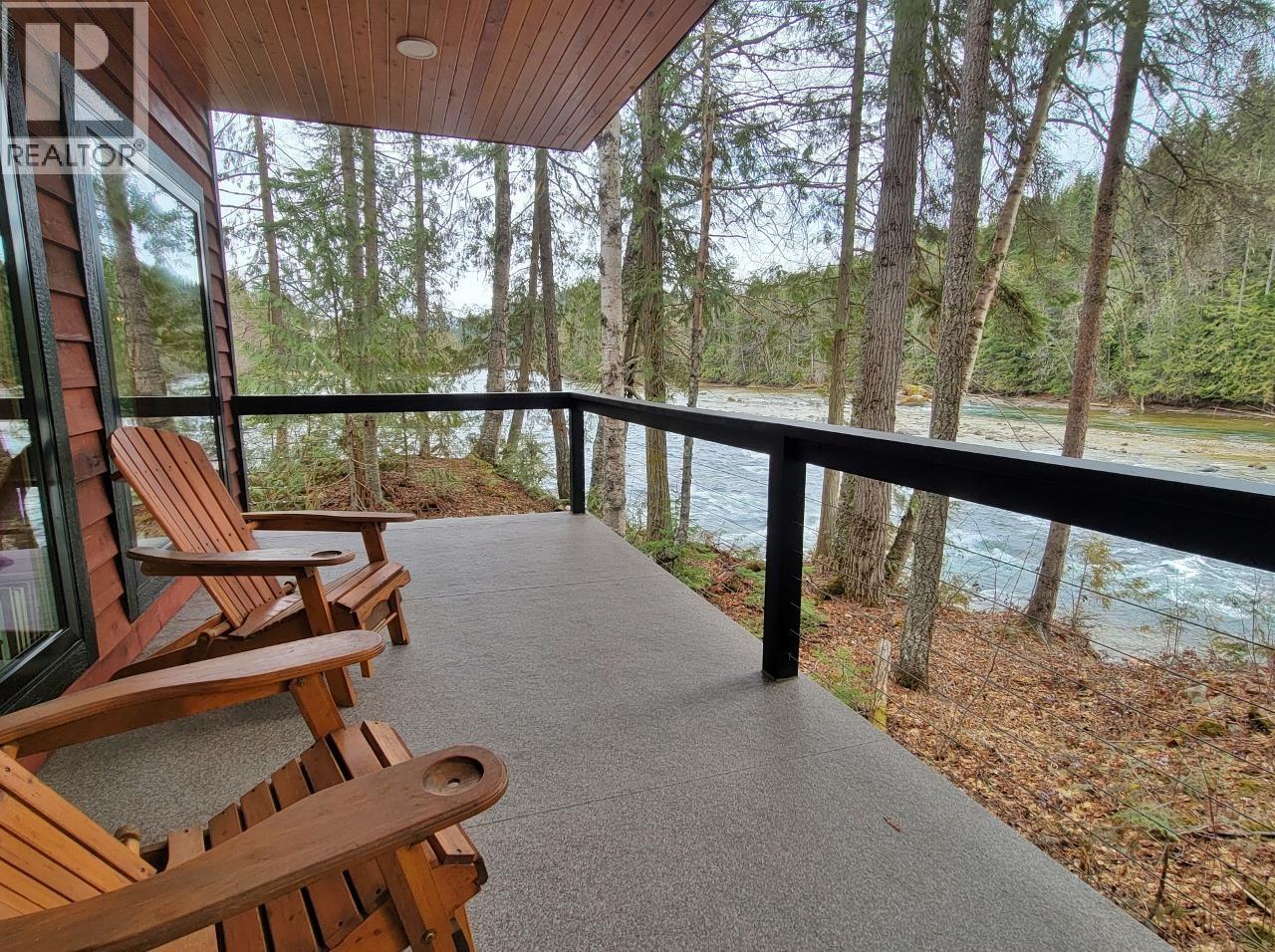 4820 Quesnel Forks Road Property Photo 12