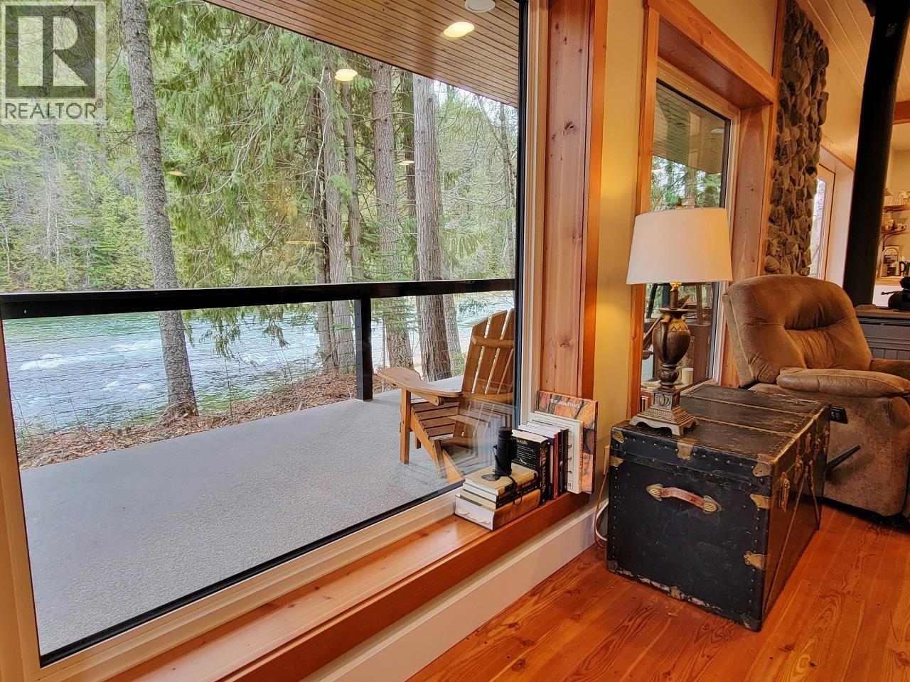 4820 Quesnel Forks Road Property Photo 17