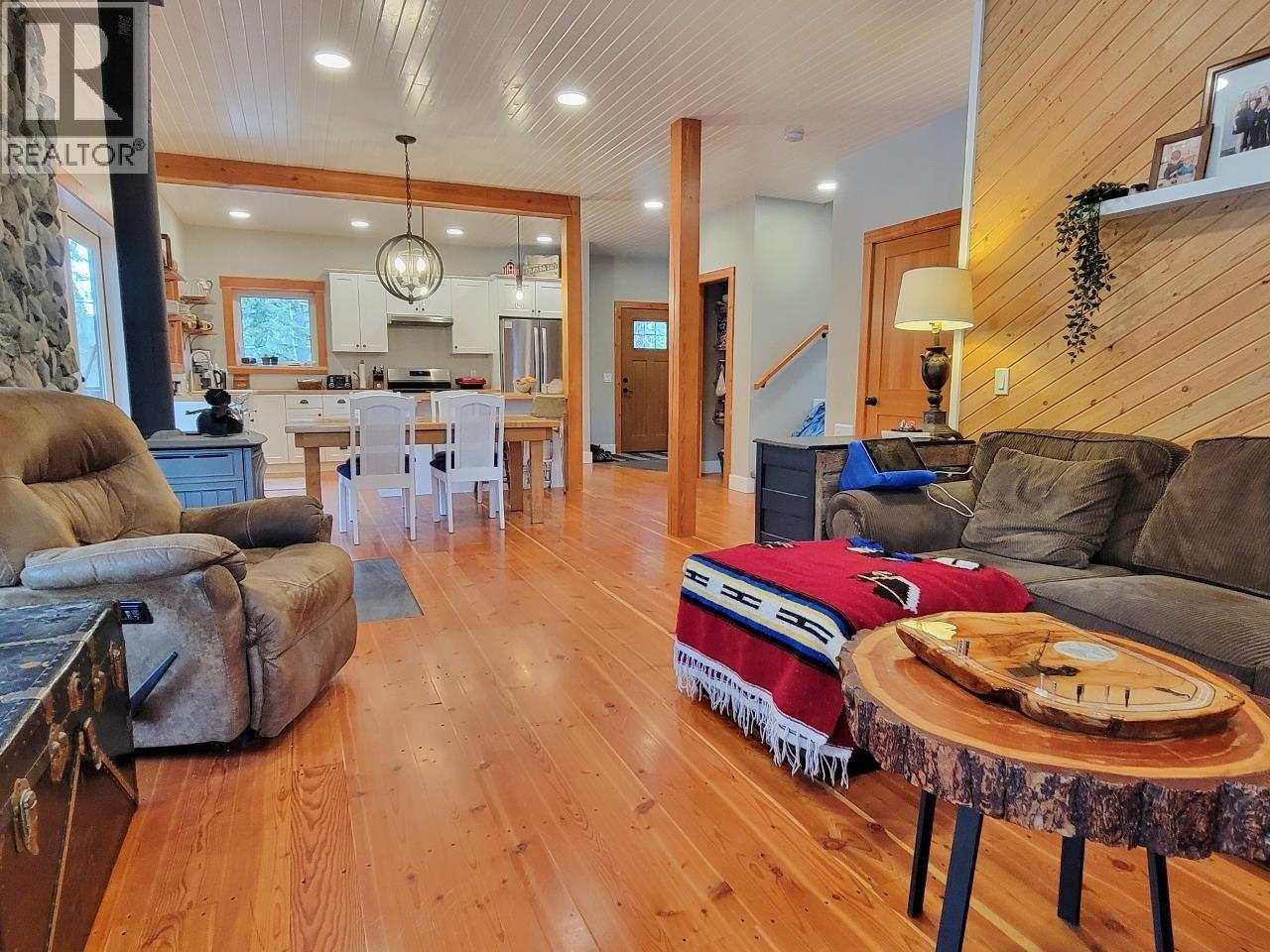 4820 Quesnel Forks Road Property Photo 18