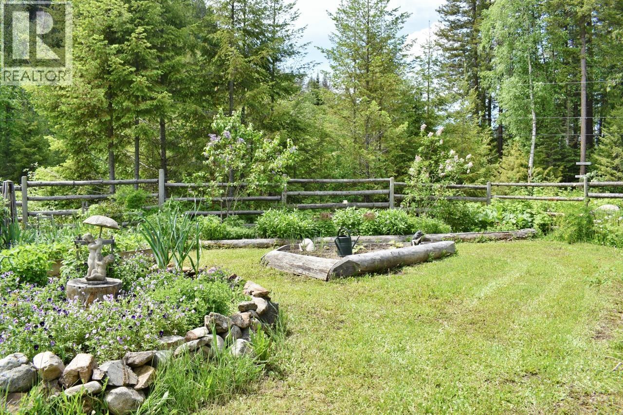 4820 Quesnel Forks Road Property Photo 35