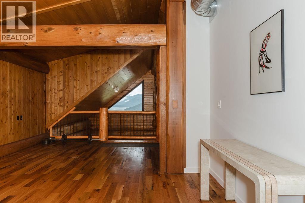 5895 Skookumchuk Road Property Photo 16