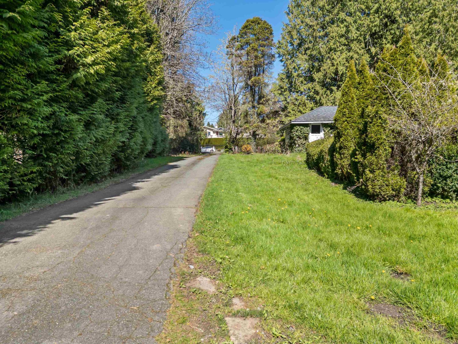13706 Marine Drive Property Photo 6