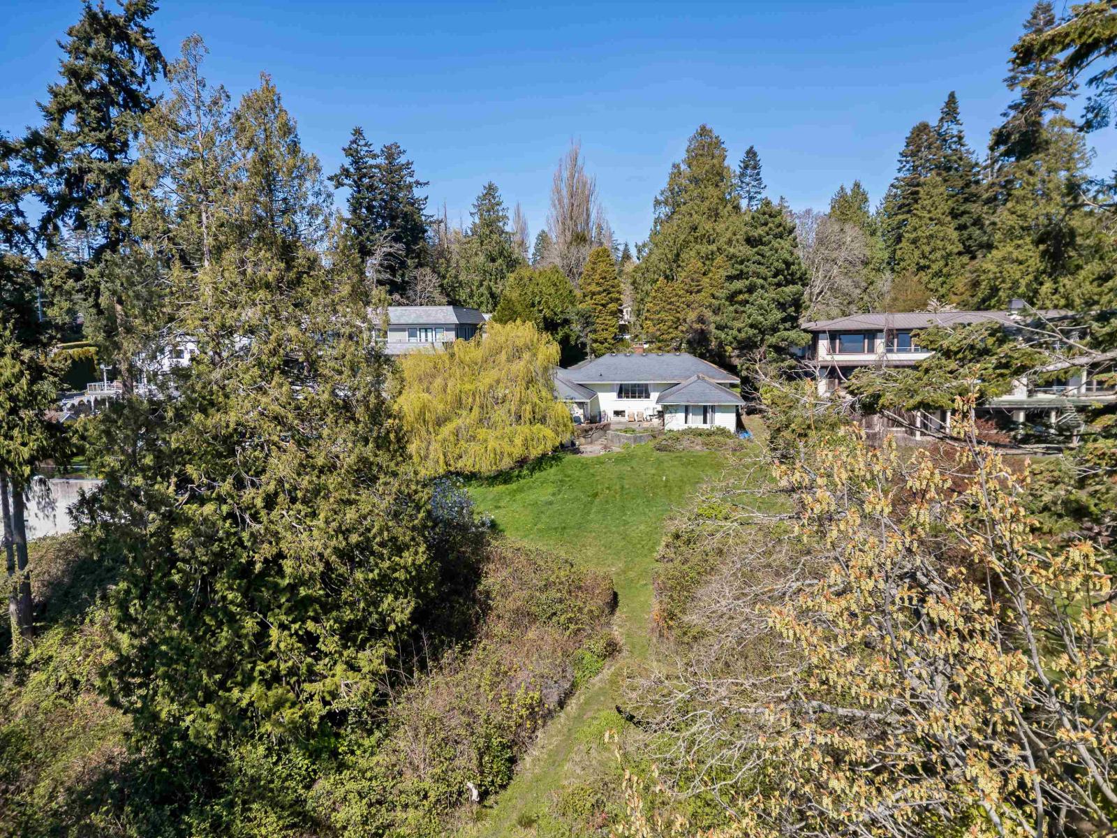 13706 Marine Drive Property Photo 8