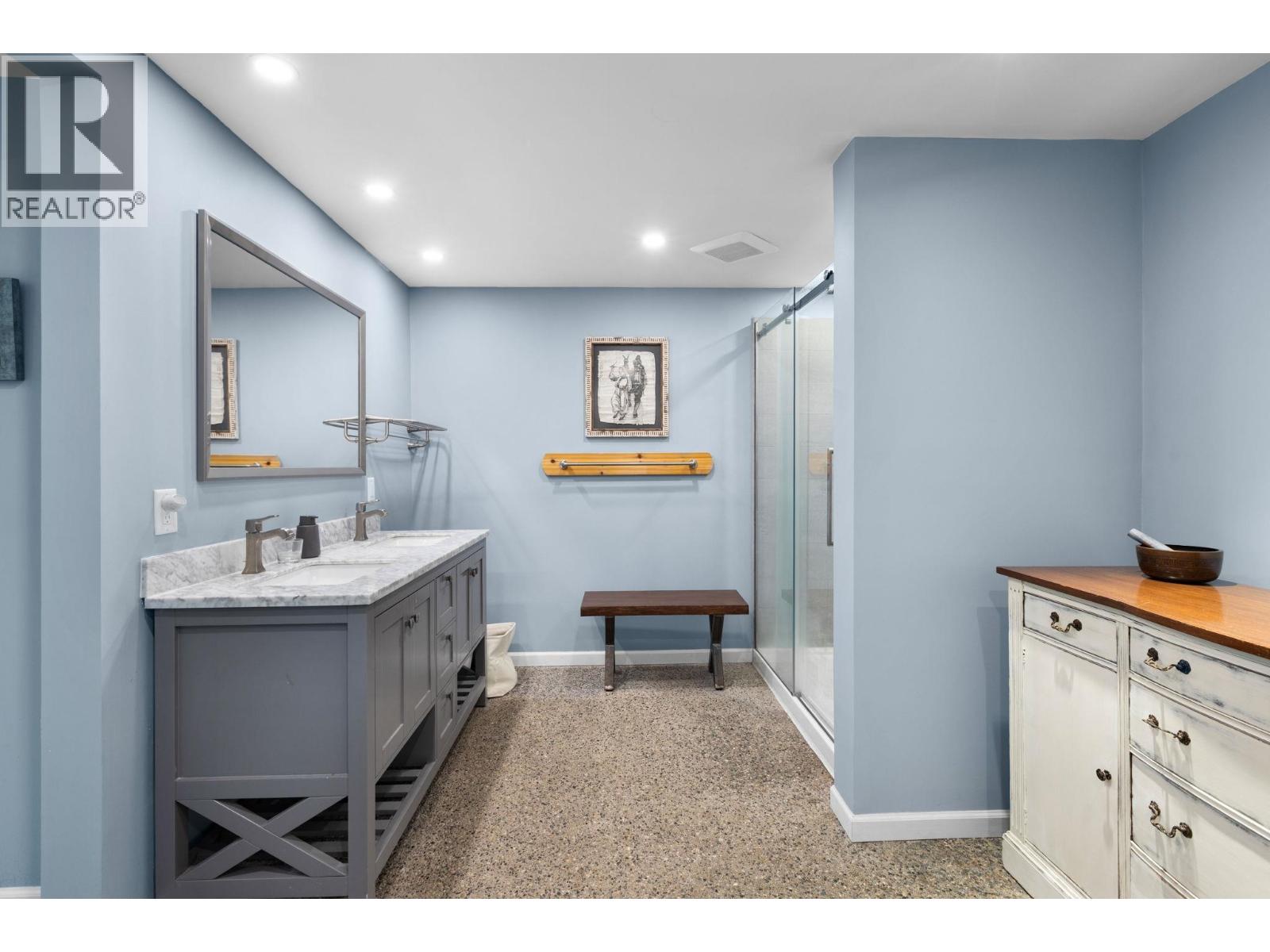 13 3459 W River Road Property Photo 13