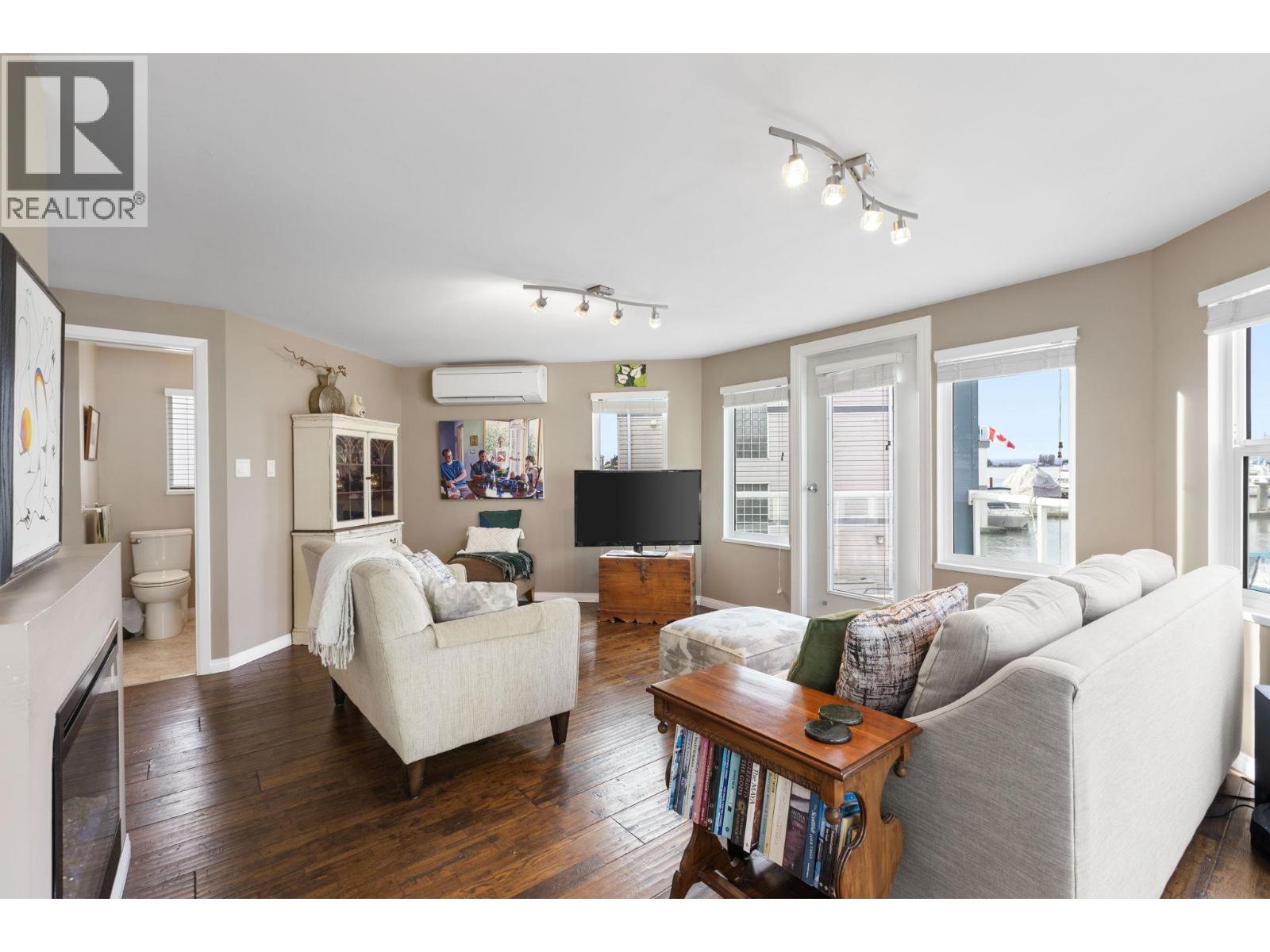 13 3459 W River Road Property Photo 21