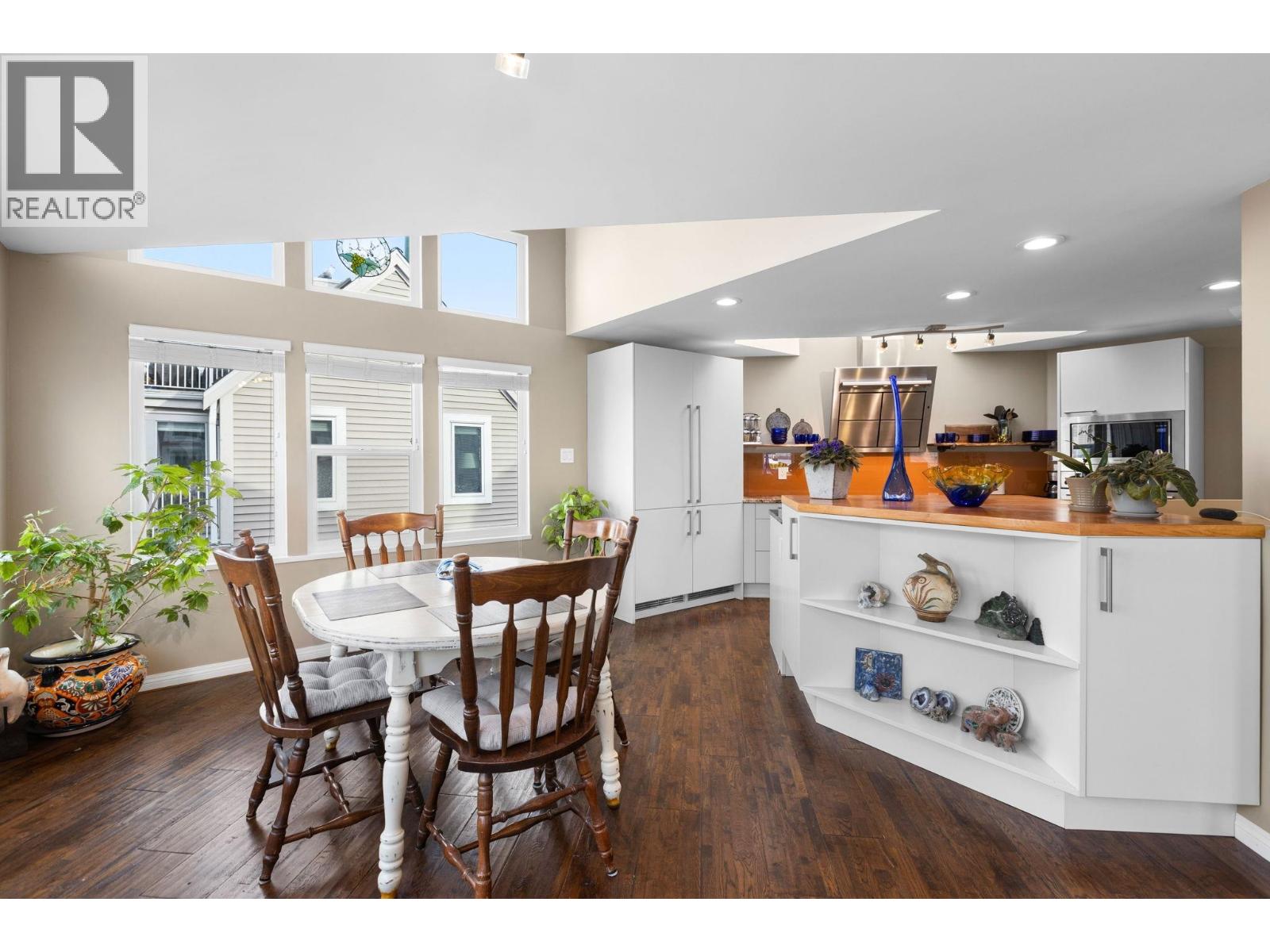 13 3459 W River Road Property Photo 23