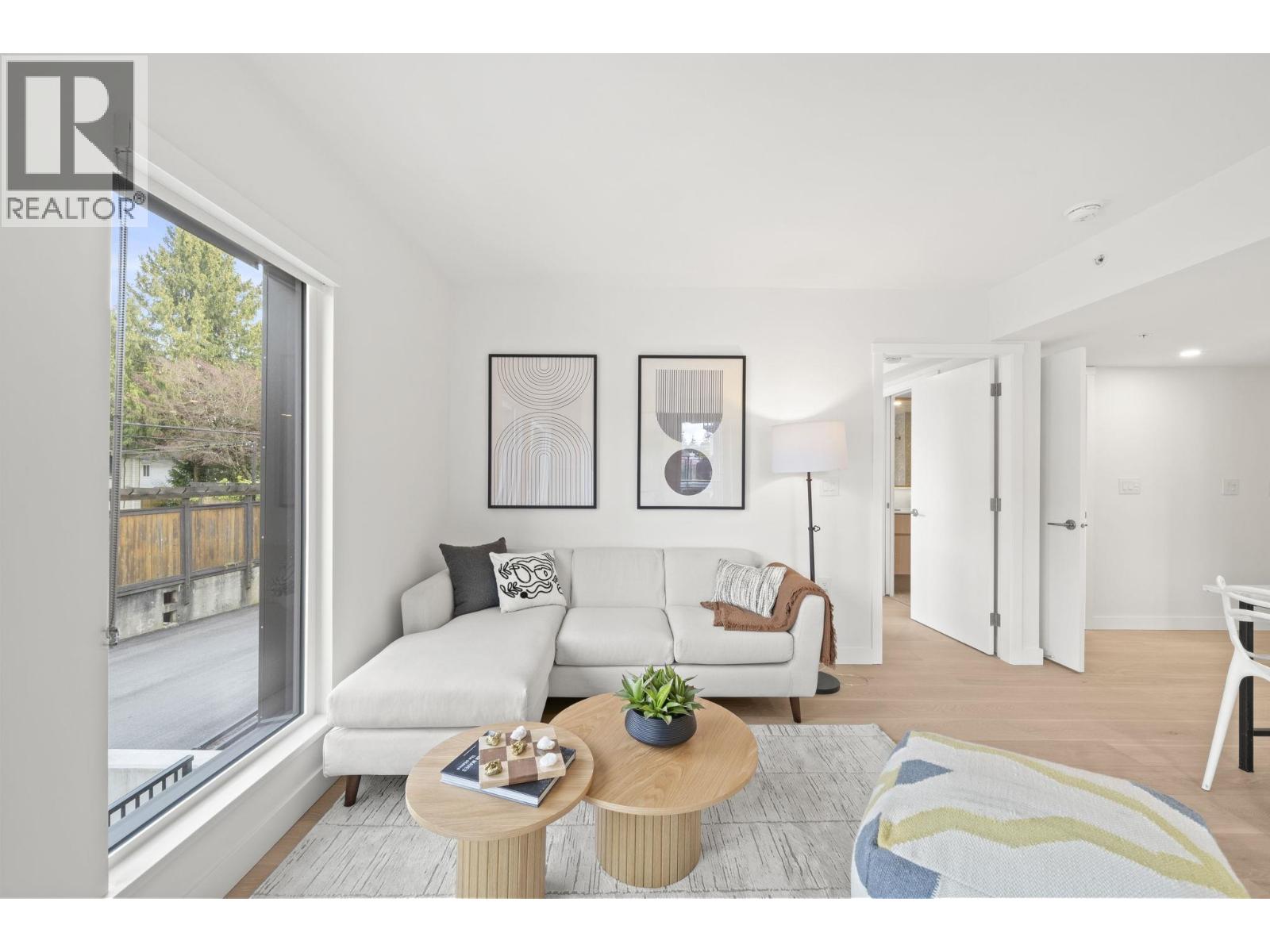 106 5212 Cambie Street Property Photo 4