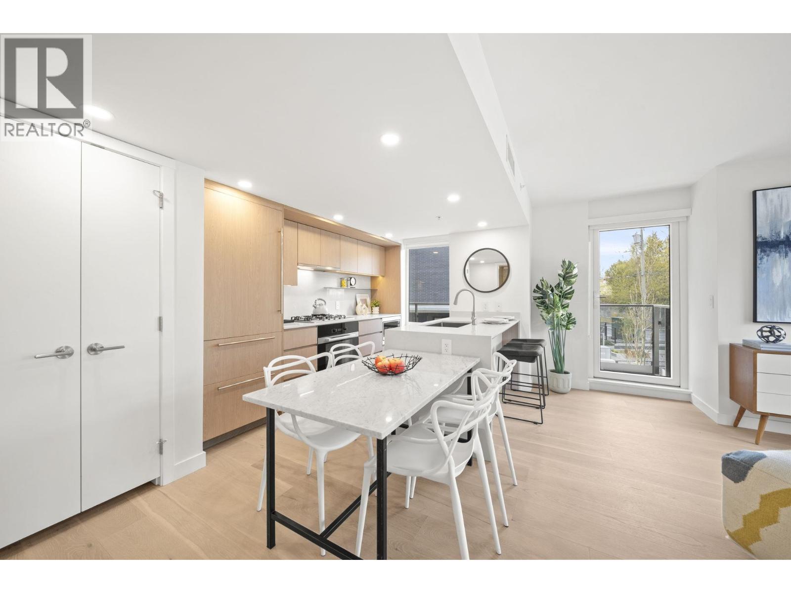106 5212 Cambie Street Property Photo 7