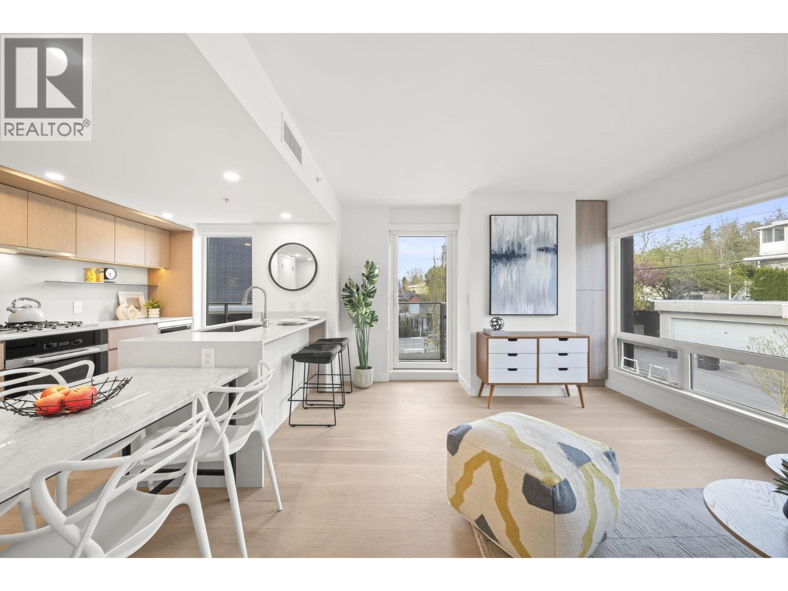 106 5212 Cambie Street Property Photo 10
