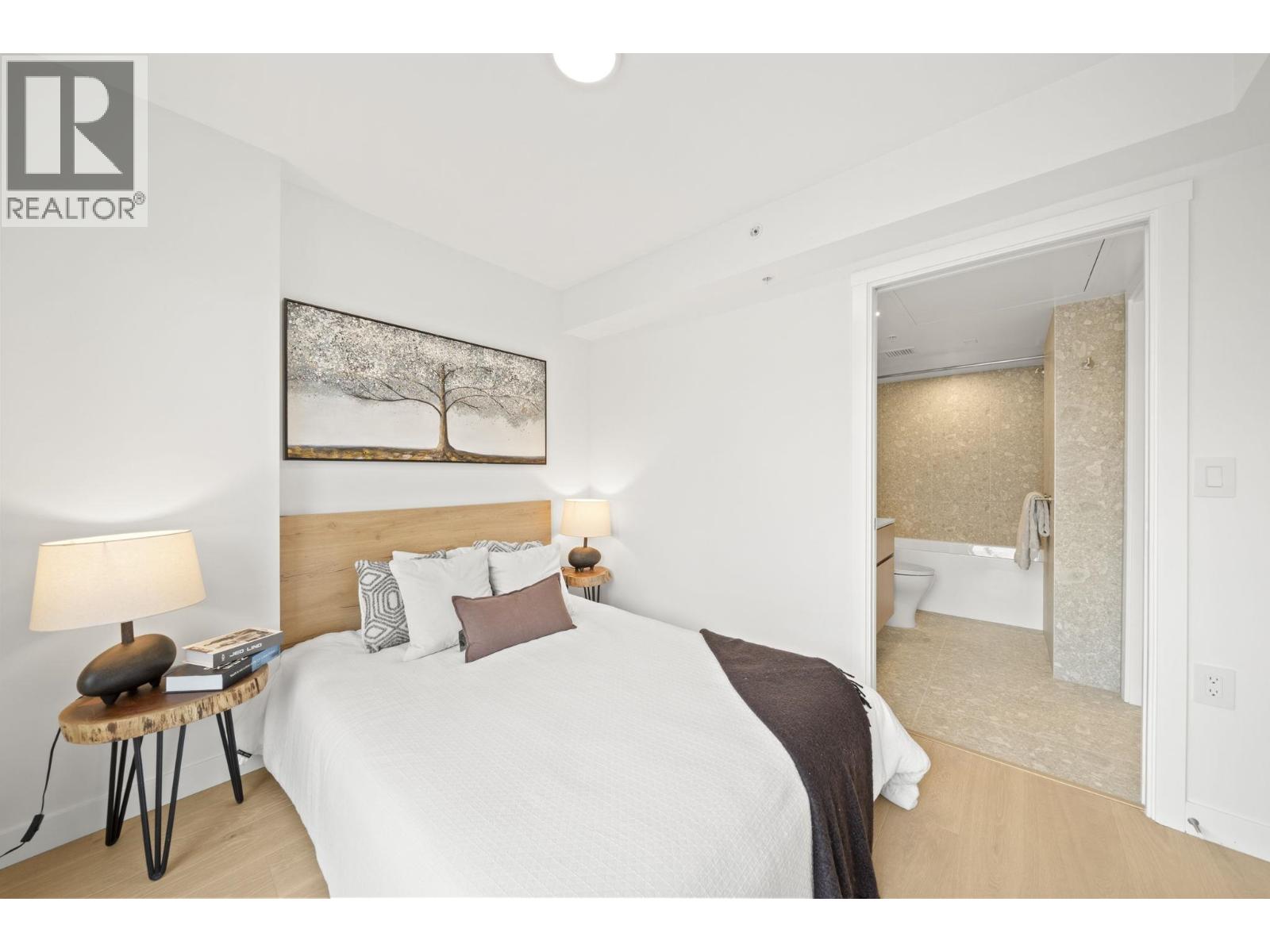 106 5212 Cambie Street Property Photo 14