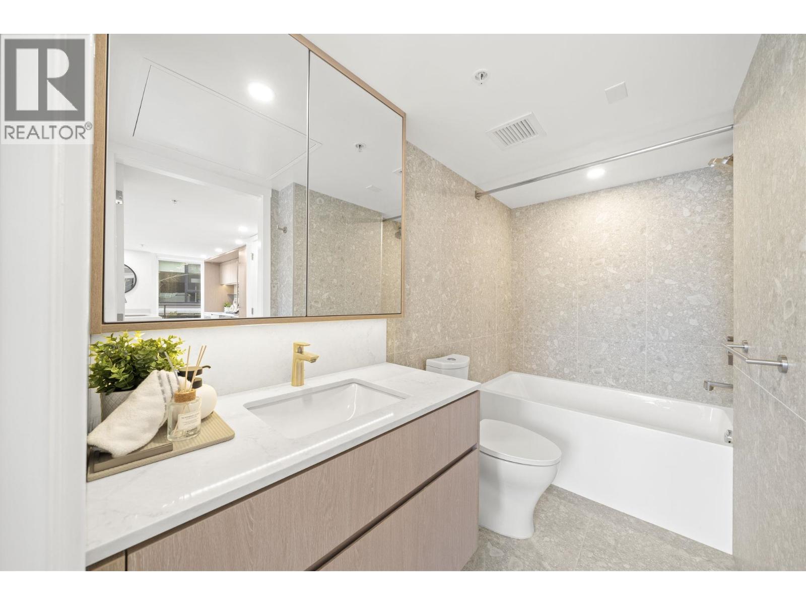106 5212 Cambie Street Property Photo 15