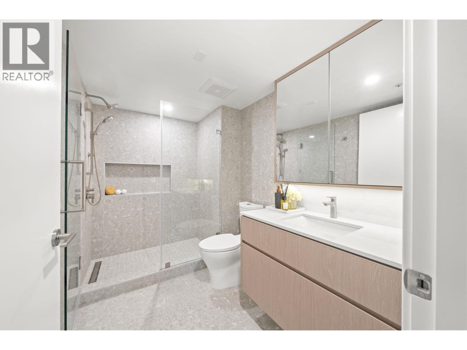 106 5212 Cambie Street Property Photo 19
