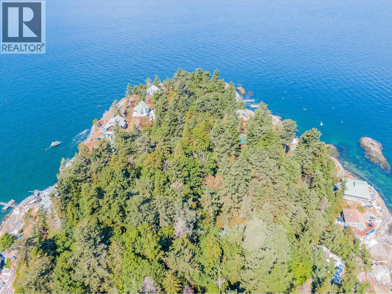 16 Passage Island Property Photo 2