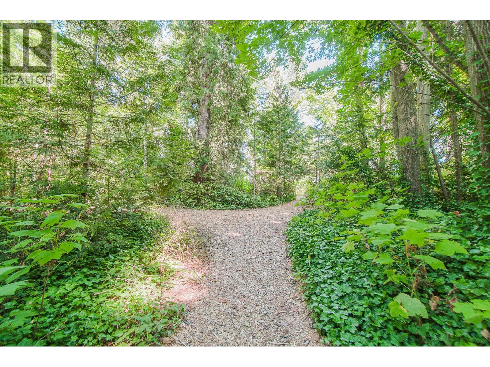16 Passage Island Property Photo 18