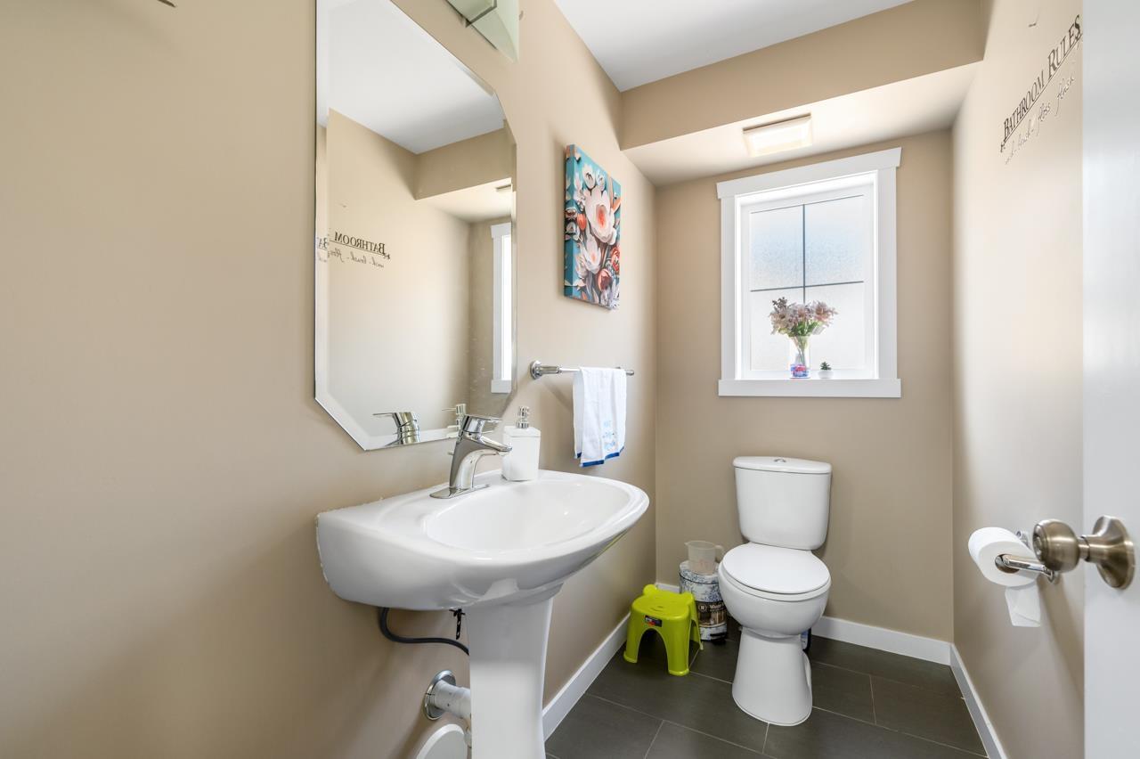81 6123 138 Street Property Photo 13