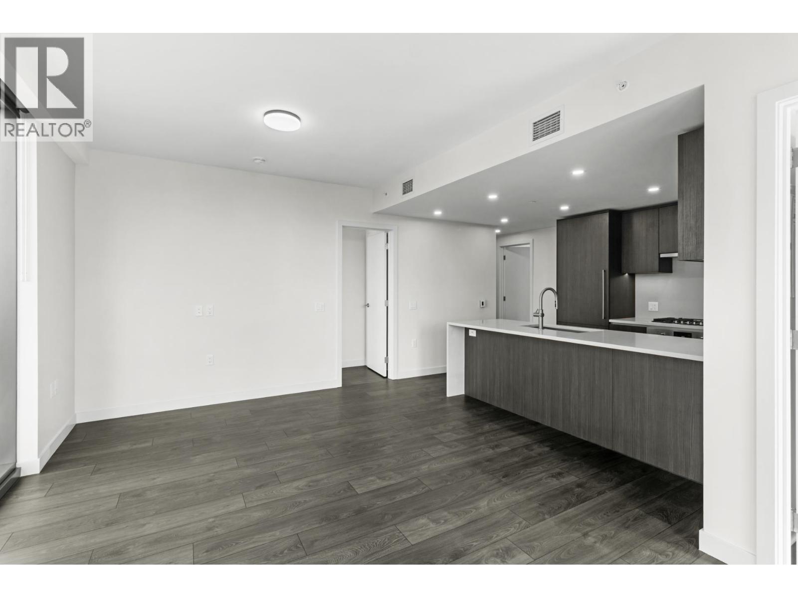 2502 5987 Wilson Avenue Property Photo 15