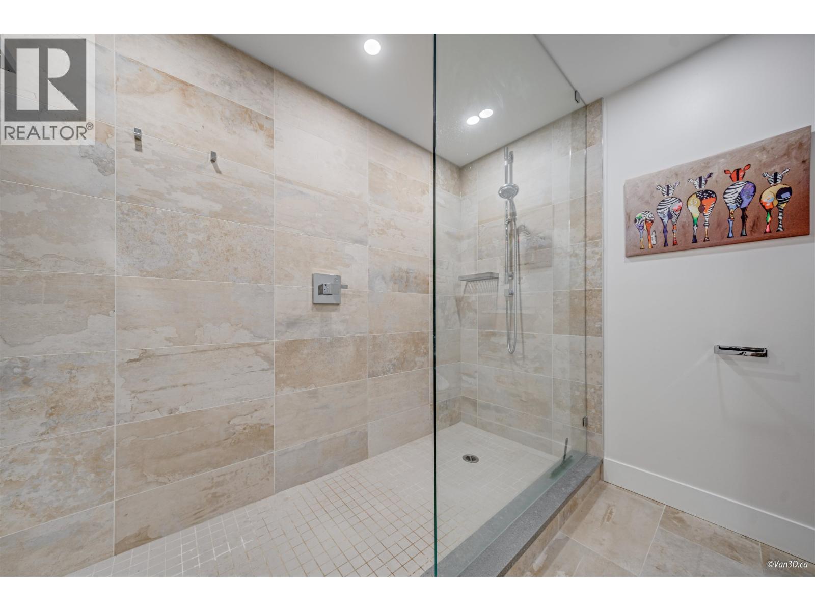 2102 555 Austin Avenue Property Photo 16
