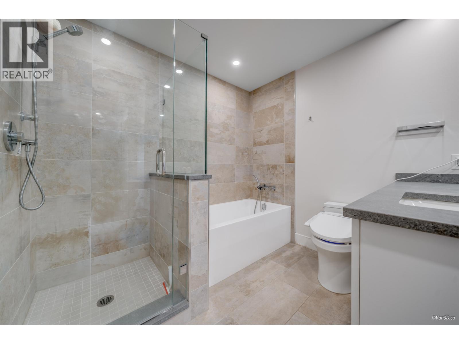 2102 555 Austin Avenue Property Photo 19