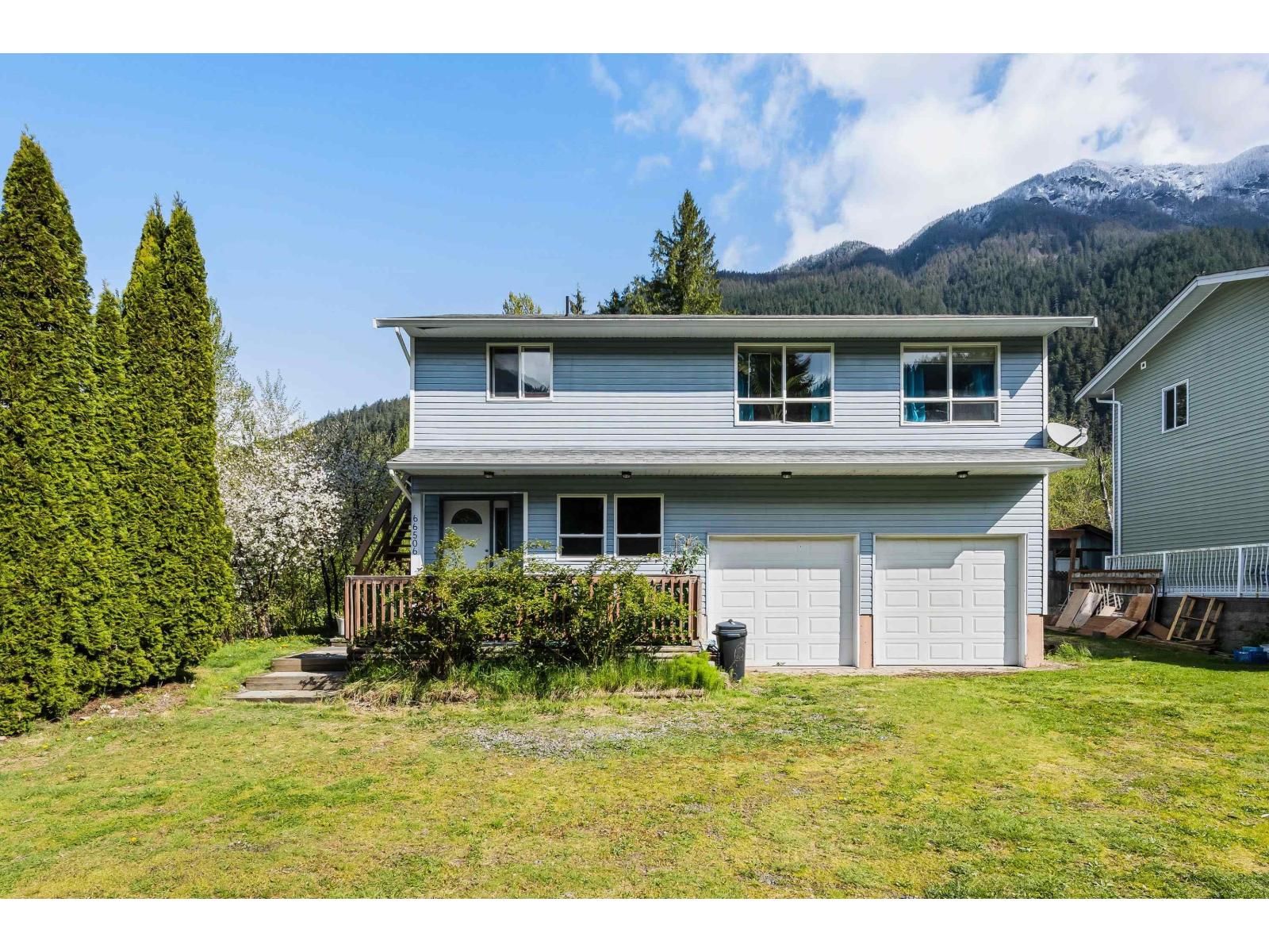 66506 Kawkawa Lake Road Property Photo 1
