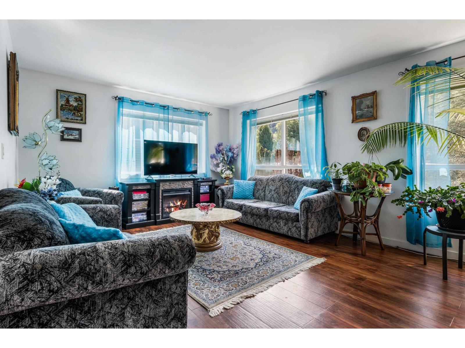 66506 Kawkawa Lake Road Property Photo 14