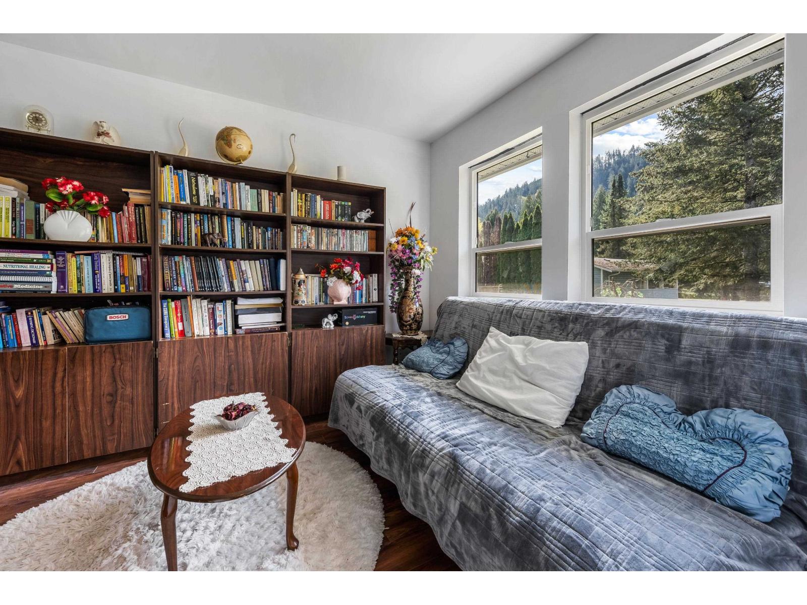 66506 Kawkawa Lake Road Property Photo 22