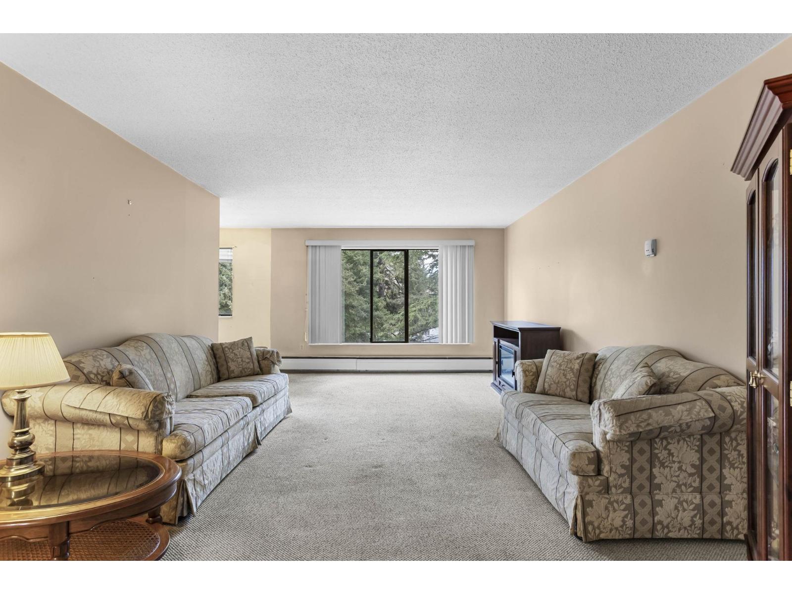 311 32175 Old Yale Road Property Photo 5