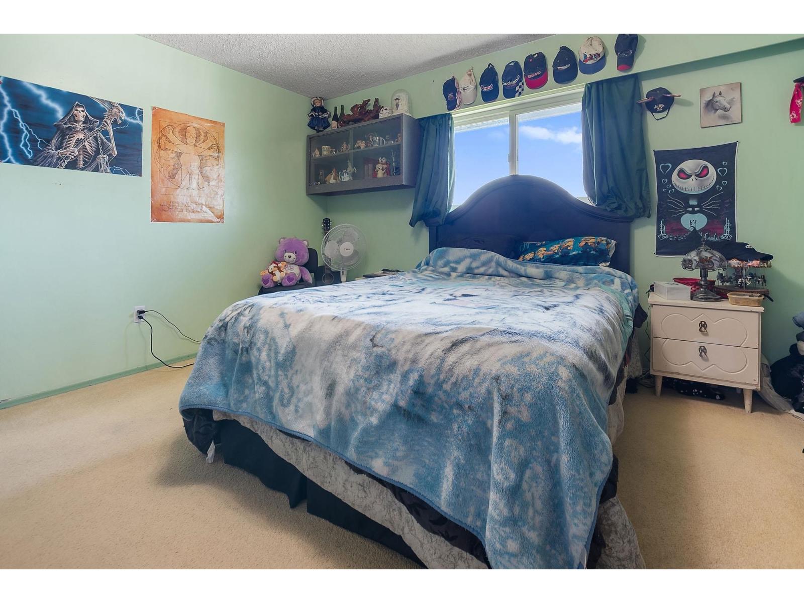 8789 Butchart Street Property Photo 16